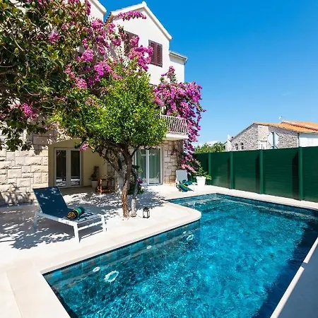 Deluxe Bracolet Private Pool *